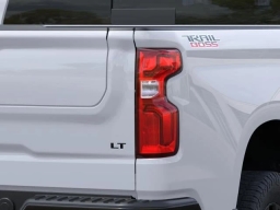 Chevrolet Silverado 1500 LT Trail Boss 4WD Crew Cab 157" 2026