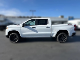 Chevrolet Silverado 1500 LT Trail Boss 4WD Crew Cab 157" 2026