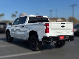 Chevrolet Silverado 1500 LT Trail Boss 4WD Crew Cab 157" 2026