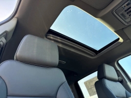 Chevrolet Silverado 1500 LT Trail Boss 4WD Crew Cab 157" 2026