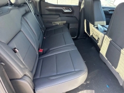 Chevrolet Silverado 1500 LT Trail Boss 4WD Crew Cab 157" 2026