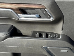 Chevrolet Silverado 1500 LT Trail Boss 4WD Crew Cab 157" 2026