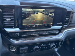 Chevrolet Silverado 1500 LT Trail Boss 4WD Crew Cab 157" 2026