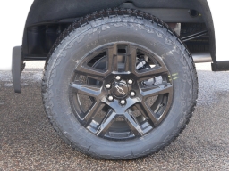 Chevrolet Silverado 1500 LT Trail Boss 4WD Crew Cab 157" 2026