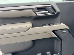 Chevrolet Silverado 1500 ZR2 4WD Crew Cab 147" 2026