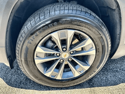 Chevrolet Equinox FWD LT 4dr 2025