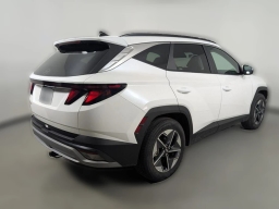 Hyundai Tucson SEL FWD 2025