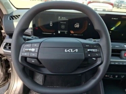 Kia K4 LXS Sedan 2026