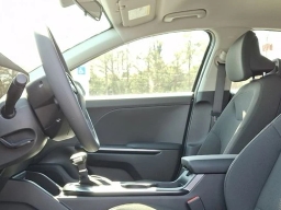 Kia K4 LXS Sedan 2026