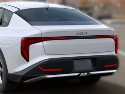 Kia K4 LXS Sedan 2026