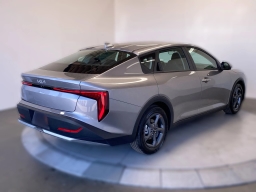 Kia K4 LX Sedan 2026