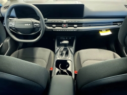 Kia K4 LX Sedan 2026