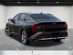 Kia K4 LXS Sedan 2026