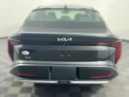 Kia K4 EX FWD 2025