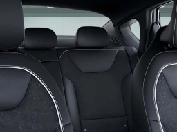 Kia K4 GT-Line FWD 2025