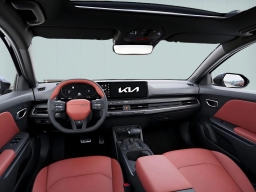 Kia K4 GT-Line FWD 2025