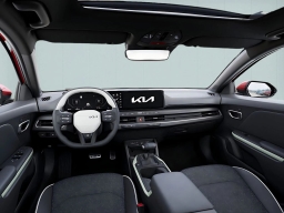 Kia K4 GT-Line FWD 2025