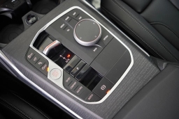 BMW 3 Series 330i NA Sedan 2026