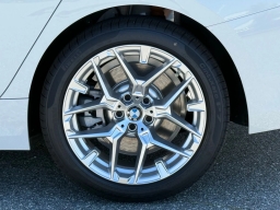 BMW 3 Series 330i NA Sedan 2026