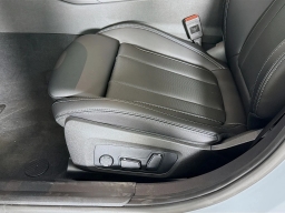 BMW 3 Series 330i NA Sedan 2026