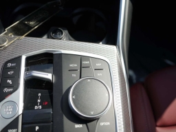 BMW 3 Series 330i NA Sedan 2026