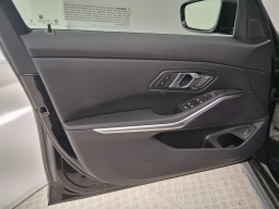 BMW 3 Series 330i NA Sedan 2026