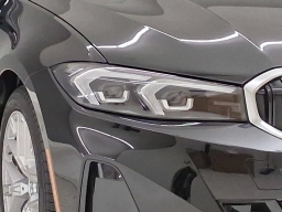 BMW 3 Series 330i NA Sedan 2026