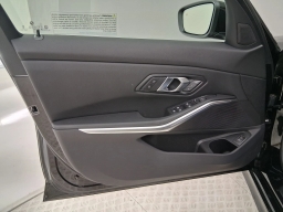 BMW 3 Series 330i NA Sedan 2026