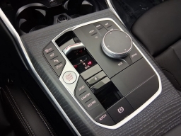 BMW 3 Series 330i NA Sedan 2026