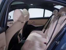 BMW 3 Series 330i NA Sedan 2026