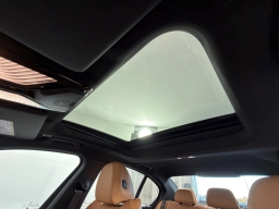 BMW 3 Series 330i NA Sedan 2026