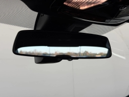 BMW 3 Series 330i NA Sedan 2026