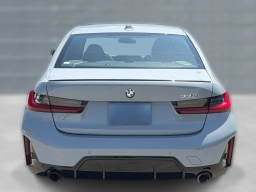 BMW 3 Series 330i NA Sedan 2026