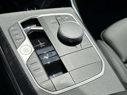 BMW 3 Series 330i NA Sedan 2026