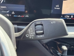 BMW 3 Series 330i NA Sedan 2026