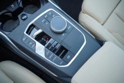 BMW 3 Series 330i NA Sedan 2026