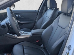 BMW 3 Series 330i NA Sedan 2026