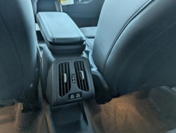BMW 3 Series 330i NA Sedan 2026