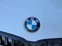 BMW 3 Series 330i NA Sedan 2026