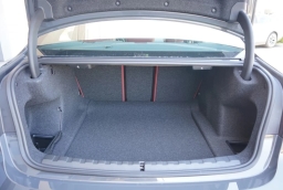 BMW 3 Series 330i NA Sedan 2026