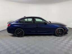 BMW 3 Series 330i NA Sedan 2026