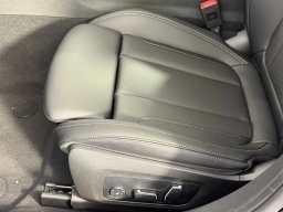 BMW 3 Series 330i NA Sedan 2026