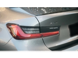 BMW 3 Series 330i NA xDrive Sedan 2026