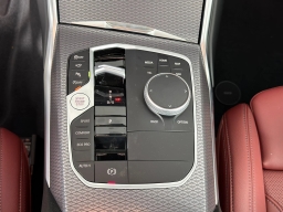 BMW 3 Series 330i NA xDrive Sedan 2026