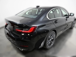 BMW 3 Series 330i NA xDrive Sedan 2026