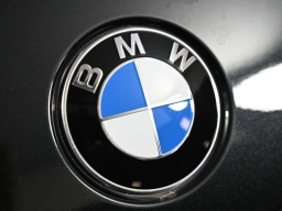 BMW 3 Series 330i NA xDrive Sedan 2026