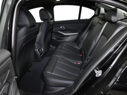 BMW 3 Series 330i NA xDrive Sedan 2026