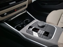 BMW 3 Series 330i NA xDrive Sedan 2026