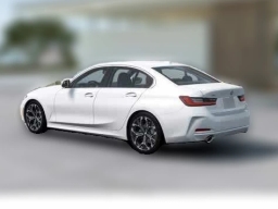 BMW 3 Series 330i NA xDrive Sedan 2026