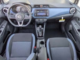 Nissan Versa SV CVT 2025